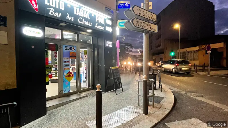 Photo 2 de Bar Tabac Les Chartreux, bureau de tabac à Marseille