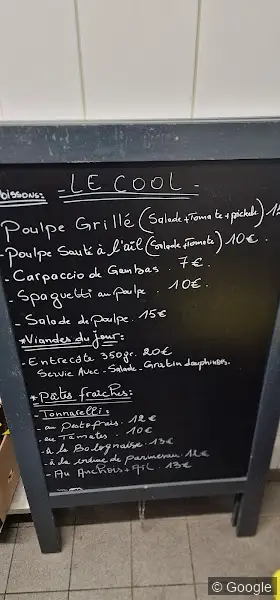 Photo 2 de BAR TABAC PMU LE COOL, bureau de tabac à Marseille