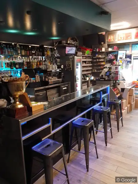Photo 3 de Bar Tabac Santa Giulia, bureau de tabac à Marseille