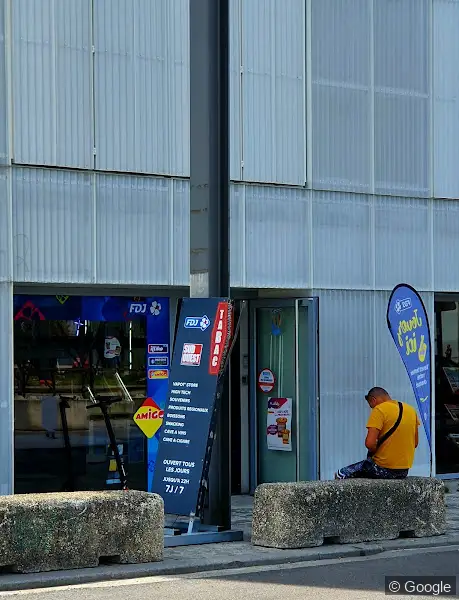 Photo de Tabac du Bassin à Flot, bureau de tabac à Bordeaux